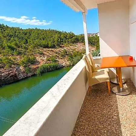 Olive Branch Hotel 3*